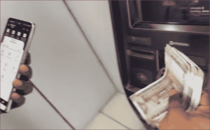 UPI ATM Cash Withdrawal 2022: बिना ATM कार्ड के अब UPI से एटीएम मशीन के द्वारा पैसा निकाले? 8 UPI ATM Cash Withdrawal 2022: बिना ATM कार्ड के अब UPI से एटीएम मशीन के द्वारा पैसा निकाले?