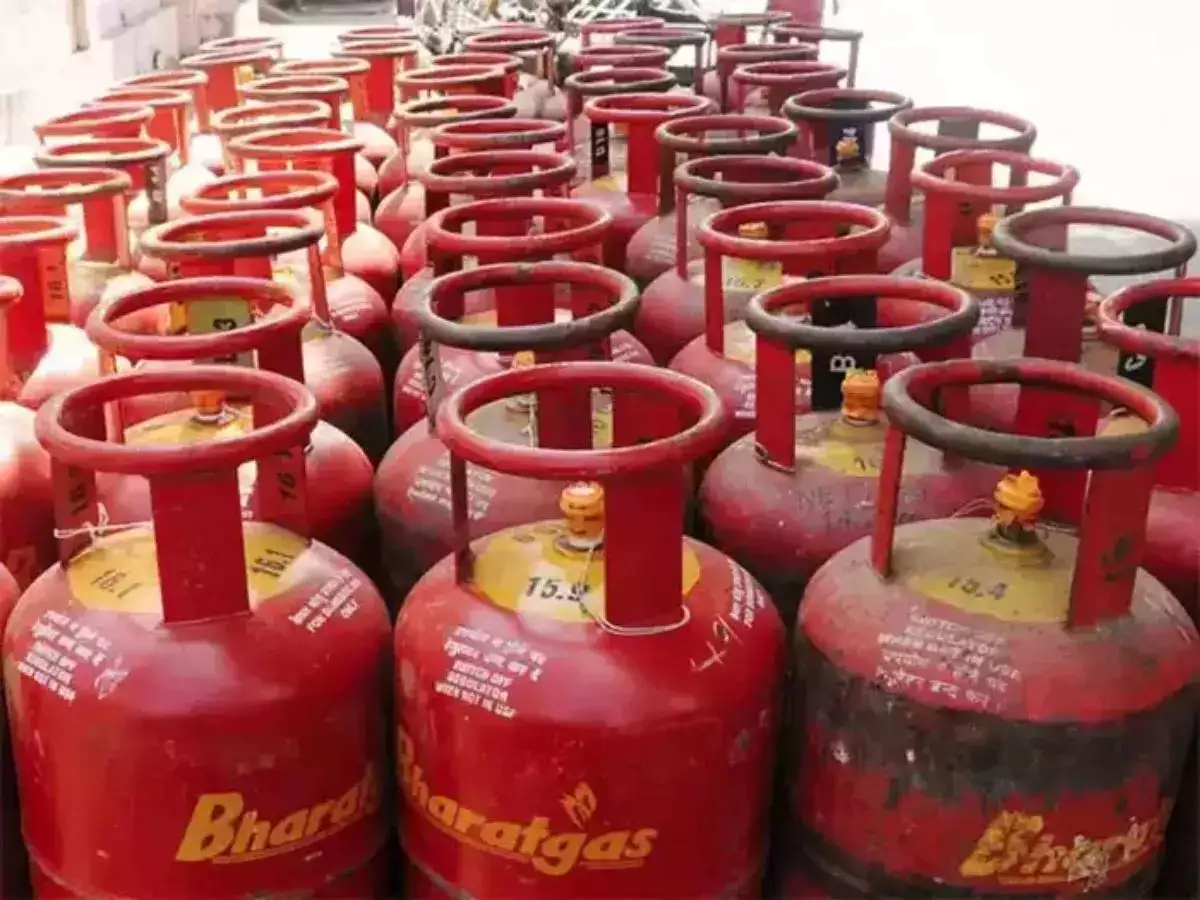 Gas Cylinder New Rule 2024: गैस सिलेंडर के दामों में बड़ा वदलाव नया नियम लागू।। 3 Gas Cylinder New Rule